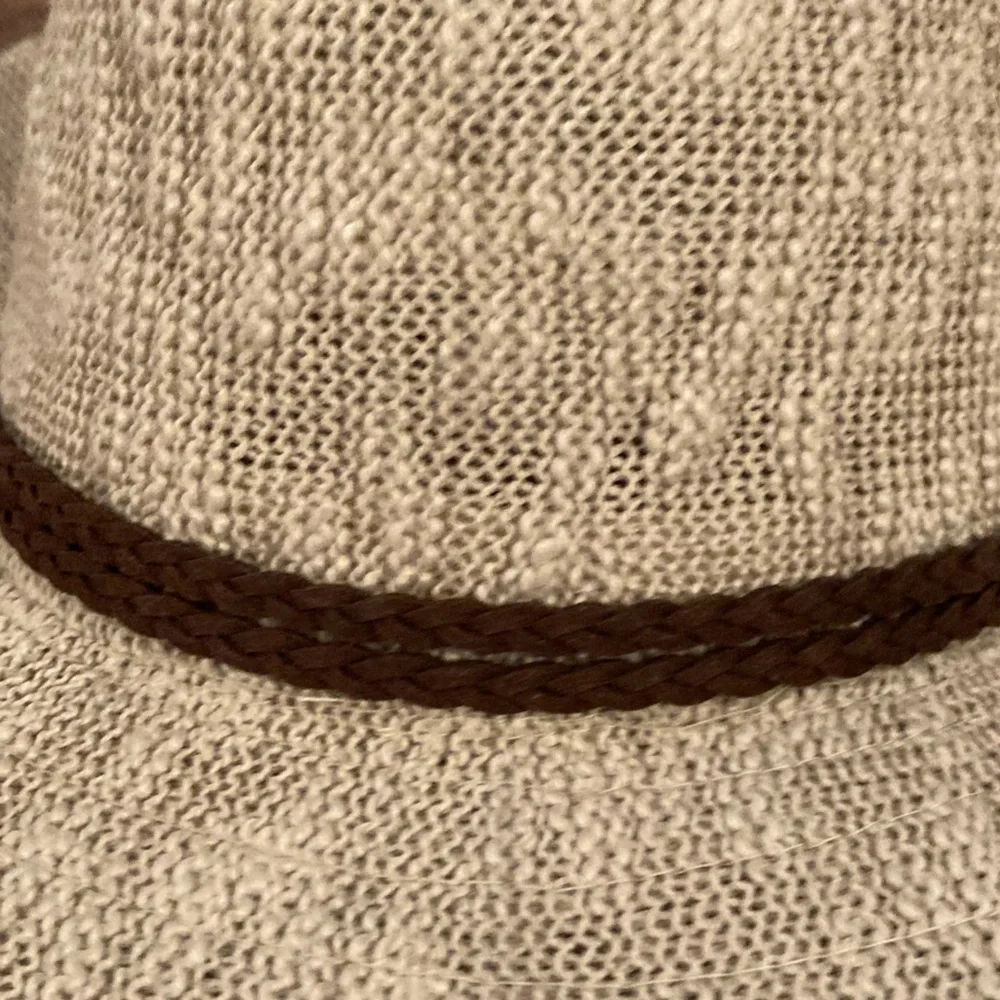 Carve Designs Beige Woven Sun Hat with Brown Braided Chin Cord EUC